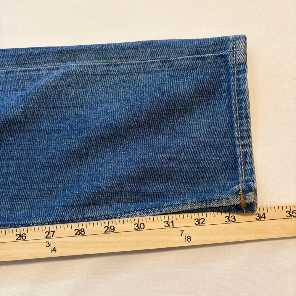 True Religion Geno Relaxed Slim Distressed Blue Denim Jeans Mens 30